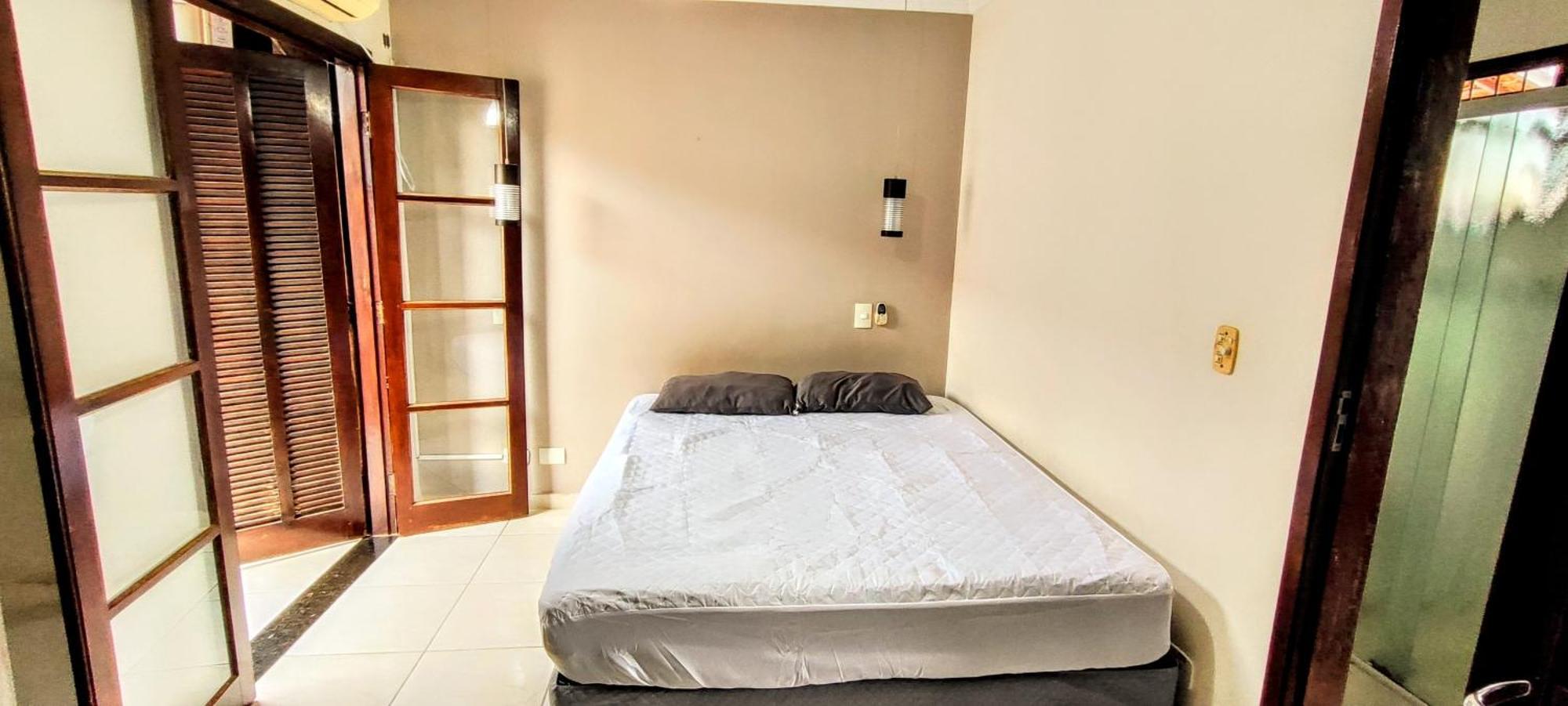 Casa Com Wi-Fi Qualidade- Ar Condicionado - Completa - Praia Da Enseada Гуаружа Екстериор снимка